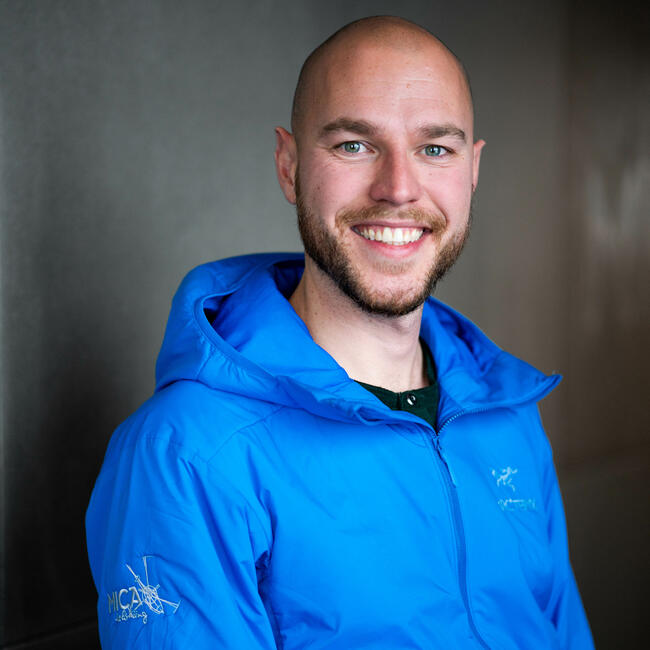 Profile picture for user Chris Groves