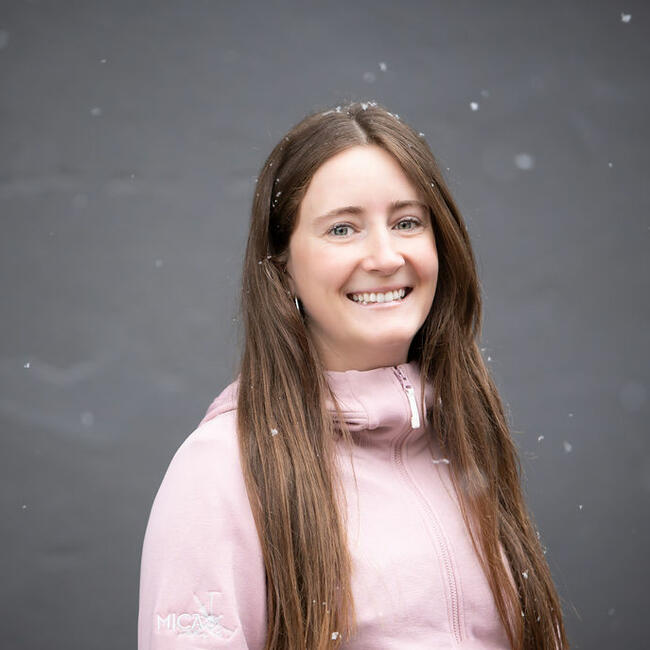 Profile picture for user Amy Bradbury